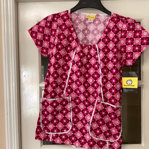 Women nursing uniform top - Picture 1 of 3